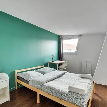 Chic And Spacious Apart With Parking In Paris Apartman Pierrefitte-sur-Seine