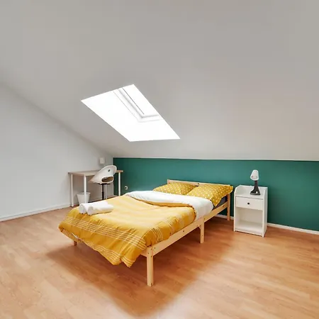 شقة Chic And Spacious Apart With Parking In Paris