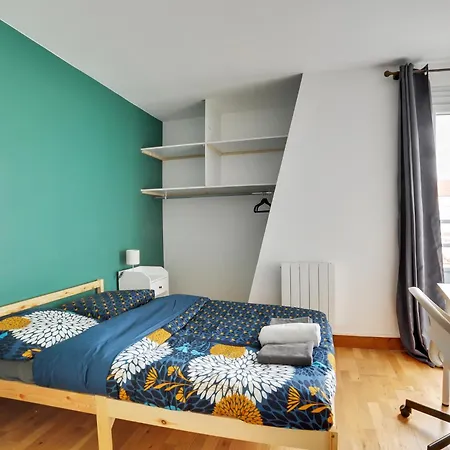 Chic And Spacious Apart With Parking In Paris شقة